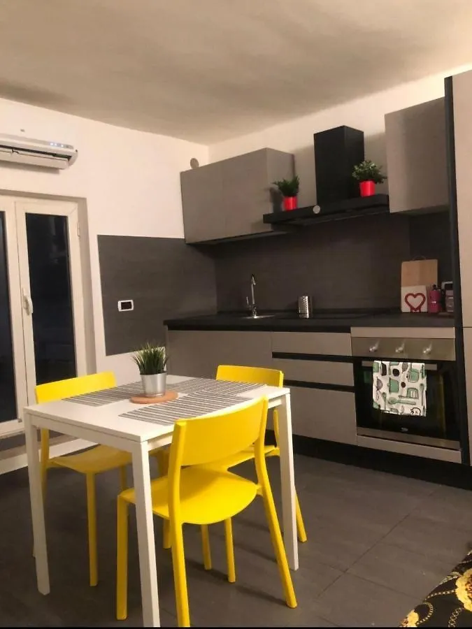 Amendola Howme Bari Apartment